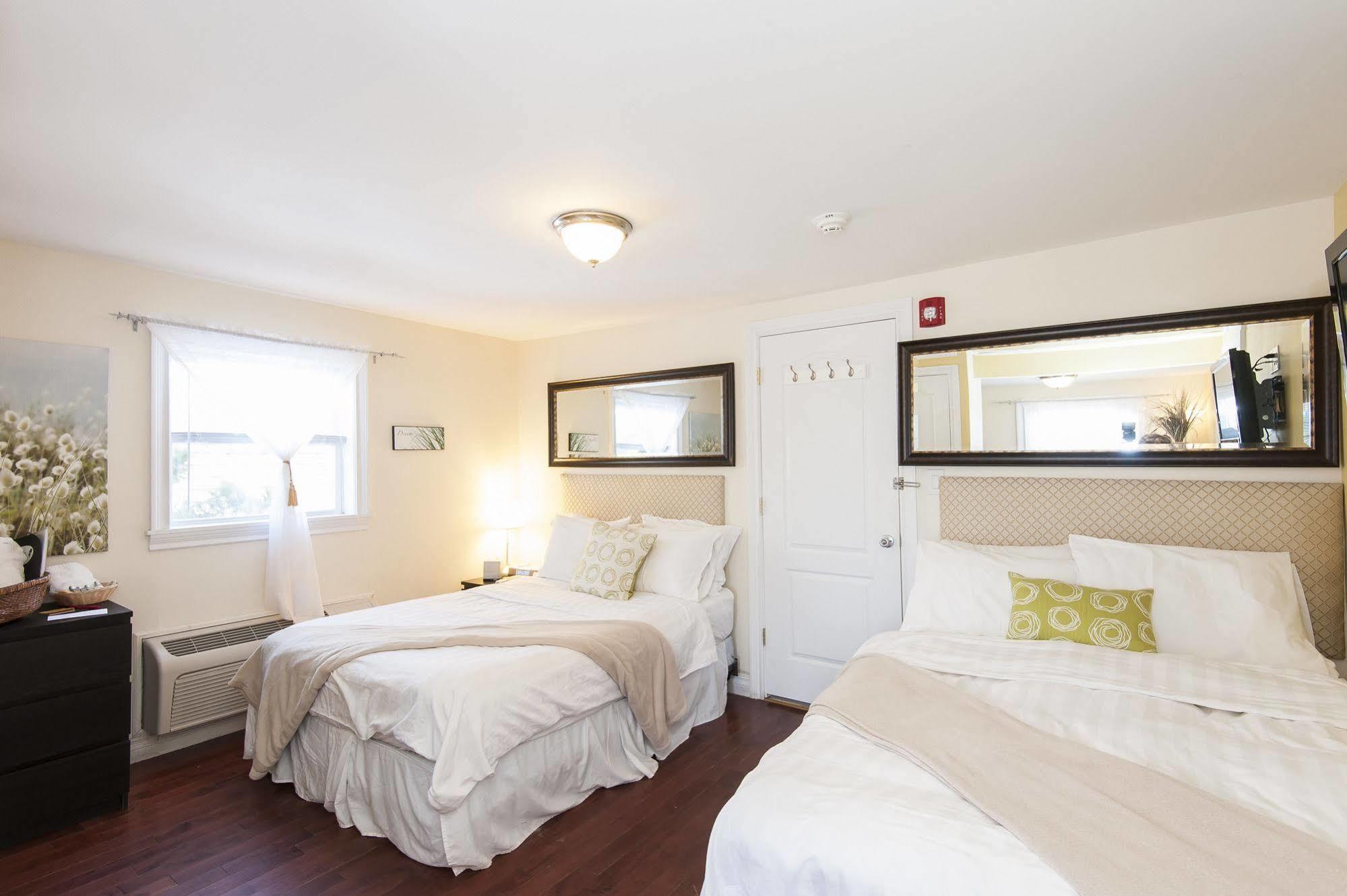 Palms Hotel Fire Island Ocean Beach ภายนอก รูปภาพ
